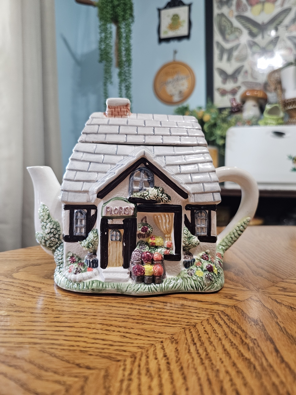 Vintage 90s Cardinal Ceramic House Florist Teapot Cottagecore Grandmacore